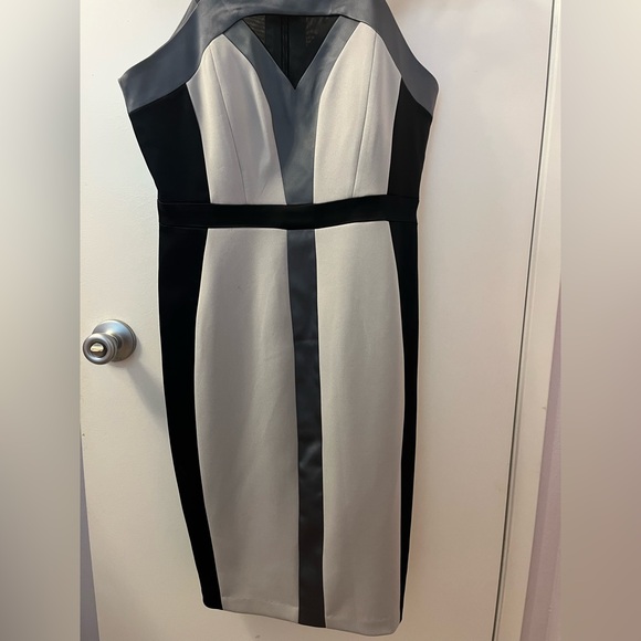 Jax Gray and Black Colorblock Midi Dress EUC Size 10 EUC PTP 18 - Picture 2 of 8